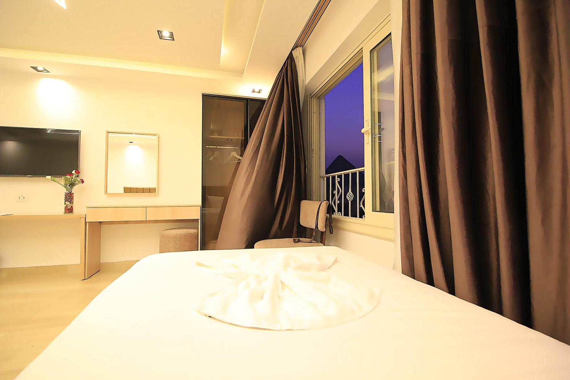 The Platinum Pyramid View Inn Kafrat al Jabal Экстерьер фото
