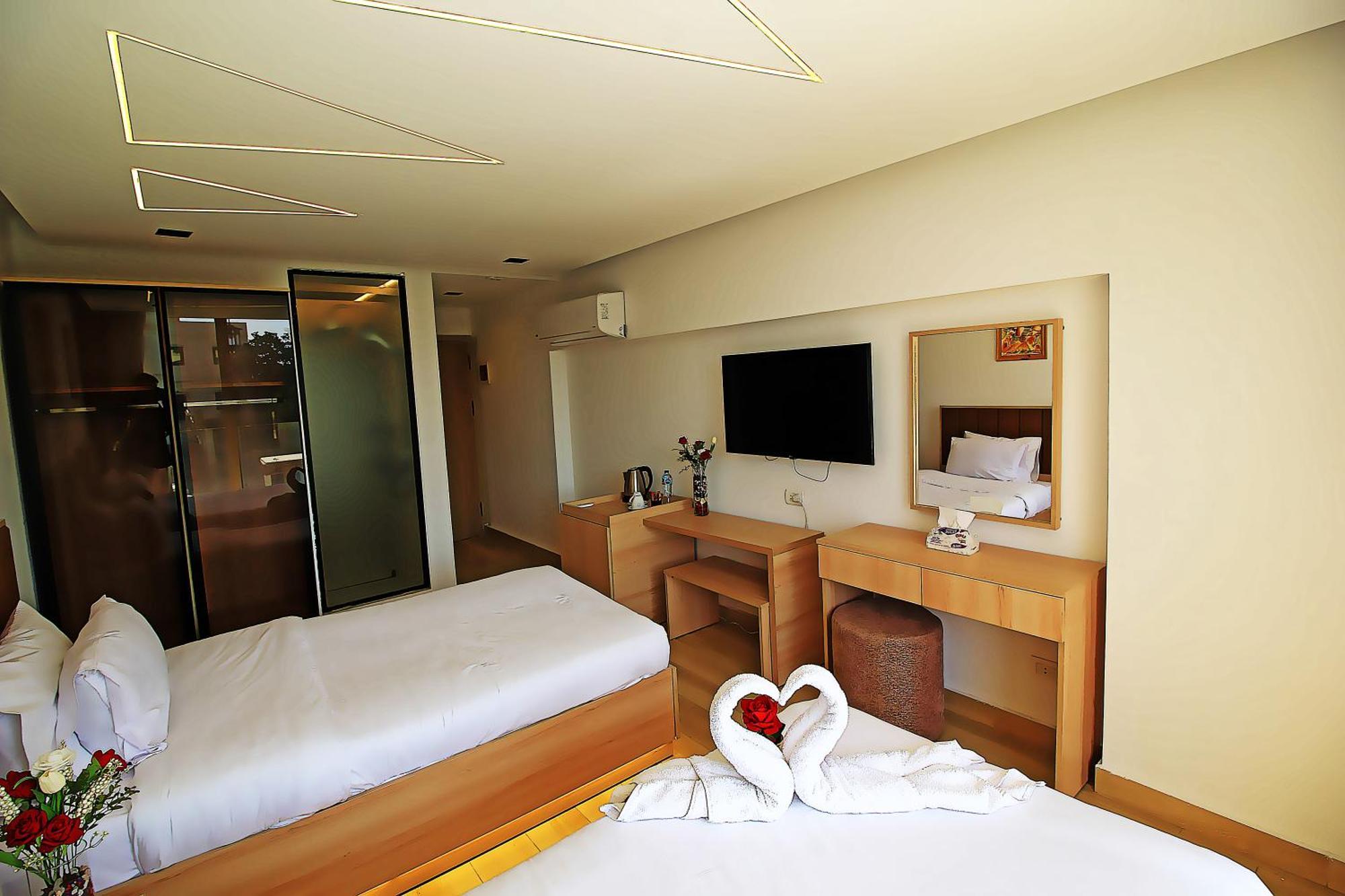 The Platinum Pyramid View Inn Kafrat al Jabal Экстерьер фото