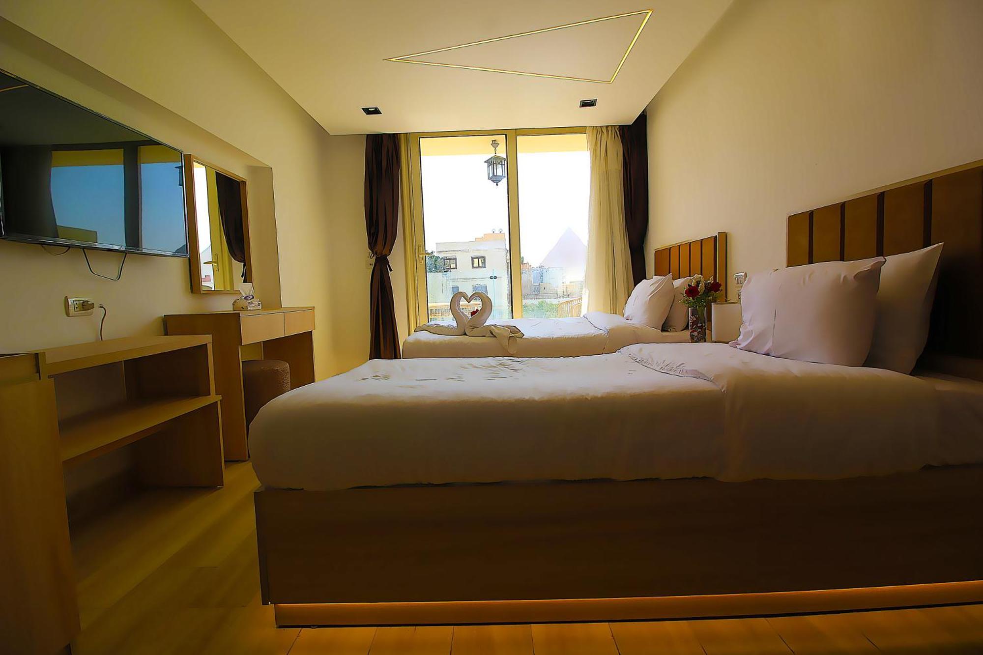 The Platinum Pyramid View Inn Kafrat al Jabal Экстерьер фото