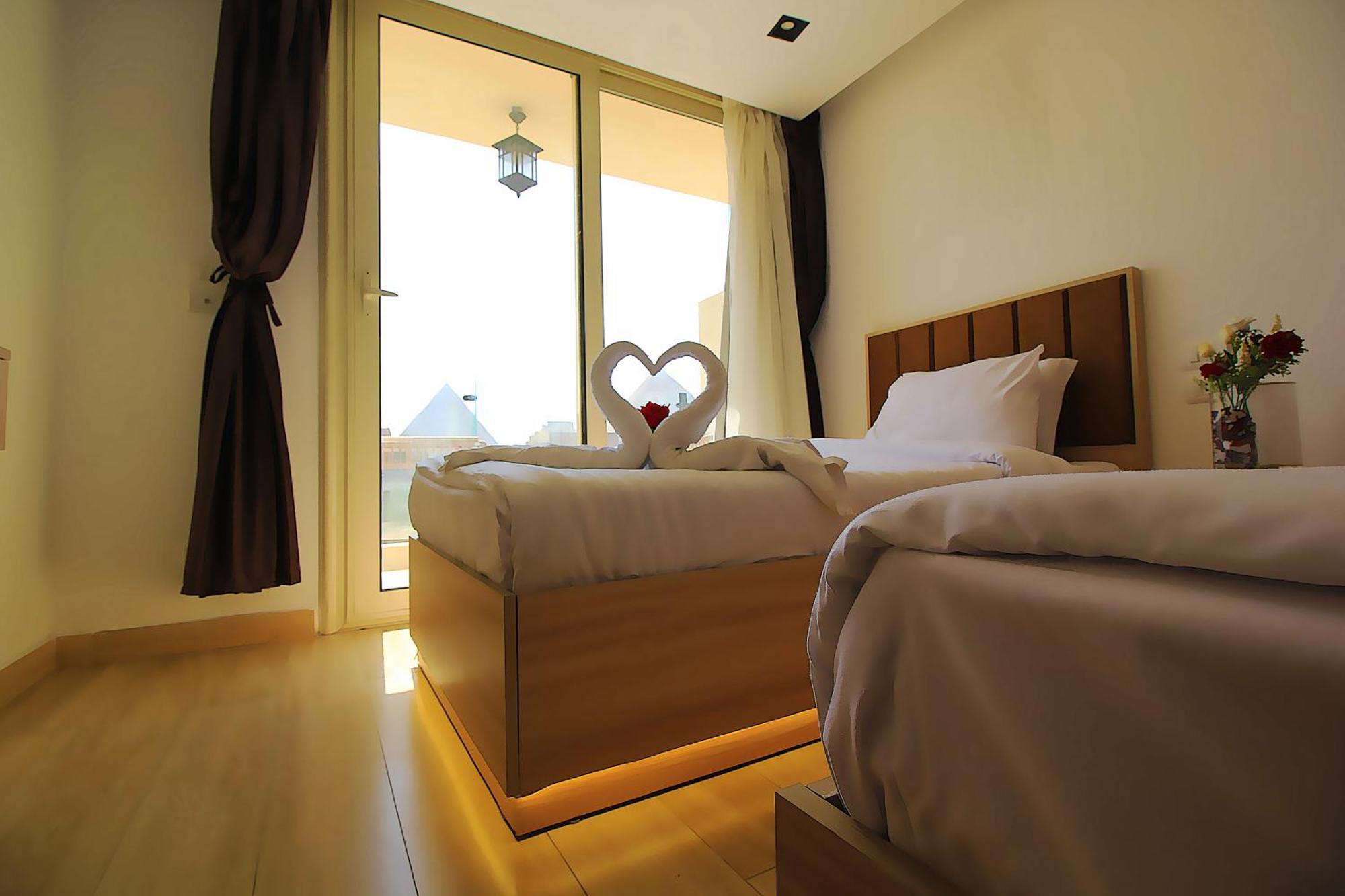The Platinum Pyramid View Inn Kafrat al Jabal Экстерьер фото