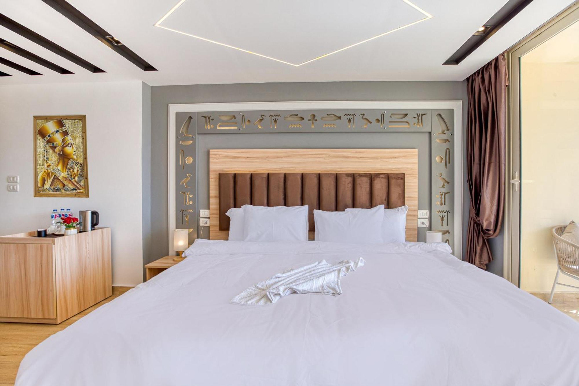 The Platinum Pyramid View Inn Kafrat al Jabal Экстерьер фото